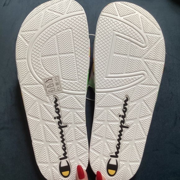 Champion White Slides - Picture 5 of 5